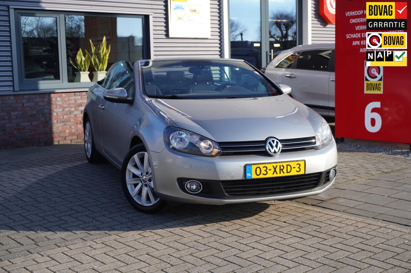 Volkswagen Golf Cabriolet - 1.2 TSI BlueMotion; Afneembare Trekhaak - AutoWereld.nl