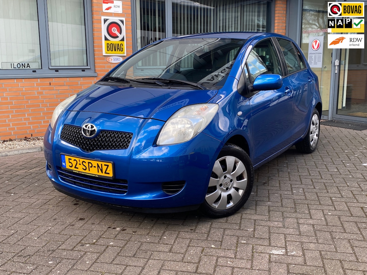 Toyota Yaris - 1.0 VVT-i Sol 1.0 VVTi Sol - AutoWereld.nl