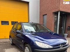 Peugeot 206 - 1.4 X-line