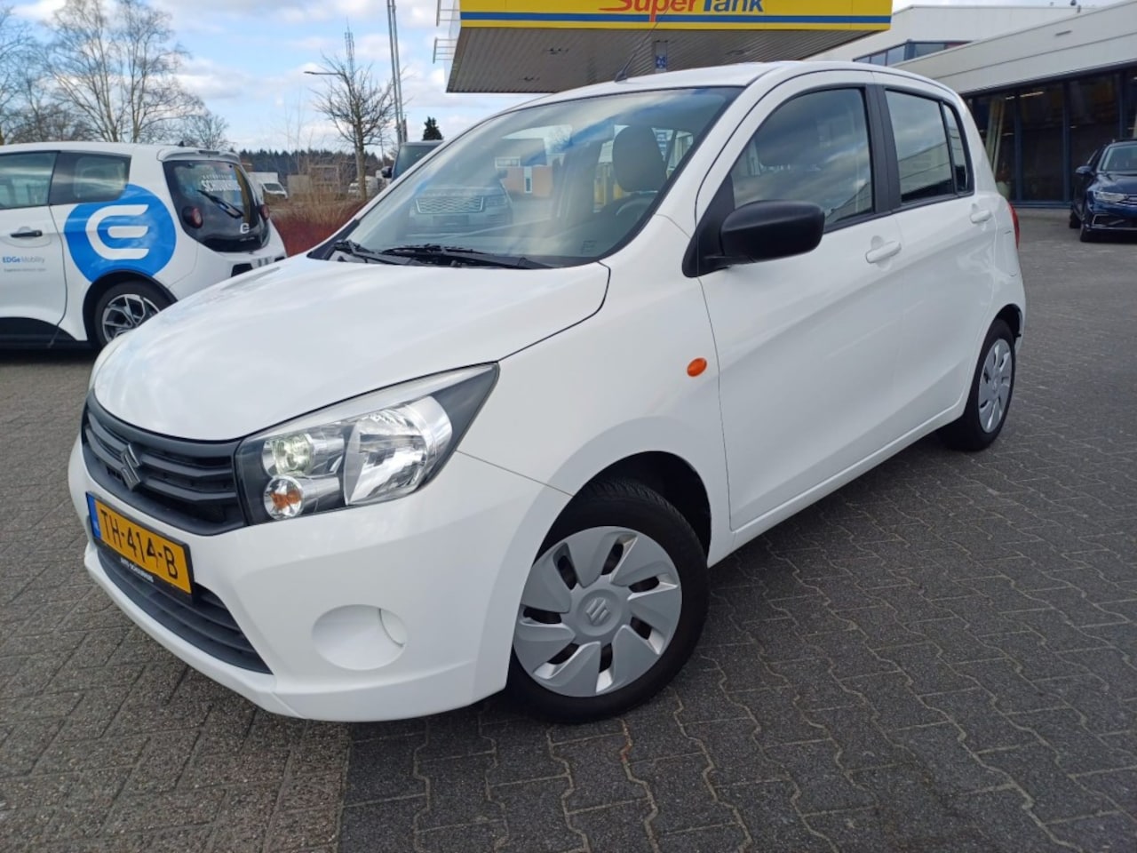 Suzuki Celerio - 1.0 COMFORT AIRCO 12 MAAND BOVAG GARANTIE - AutoWereld.nl