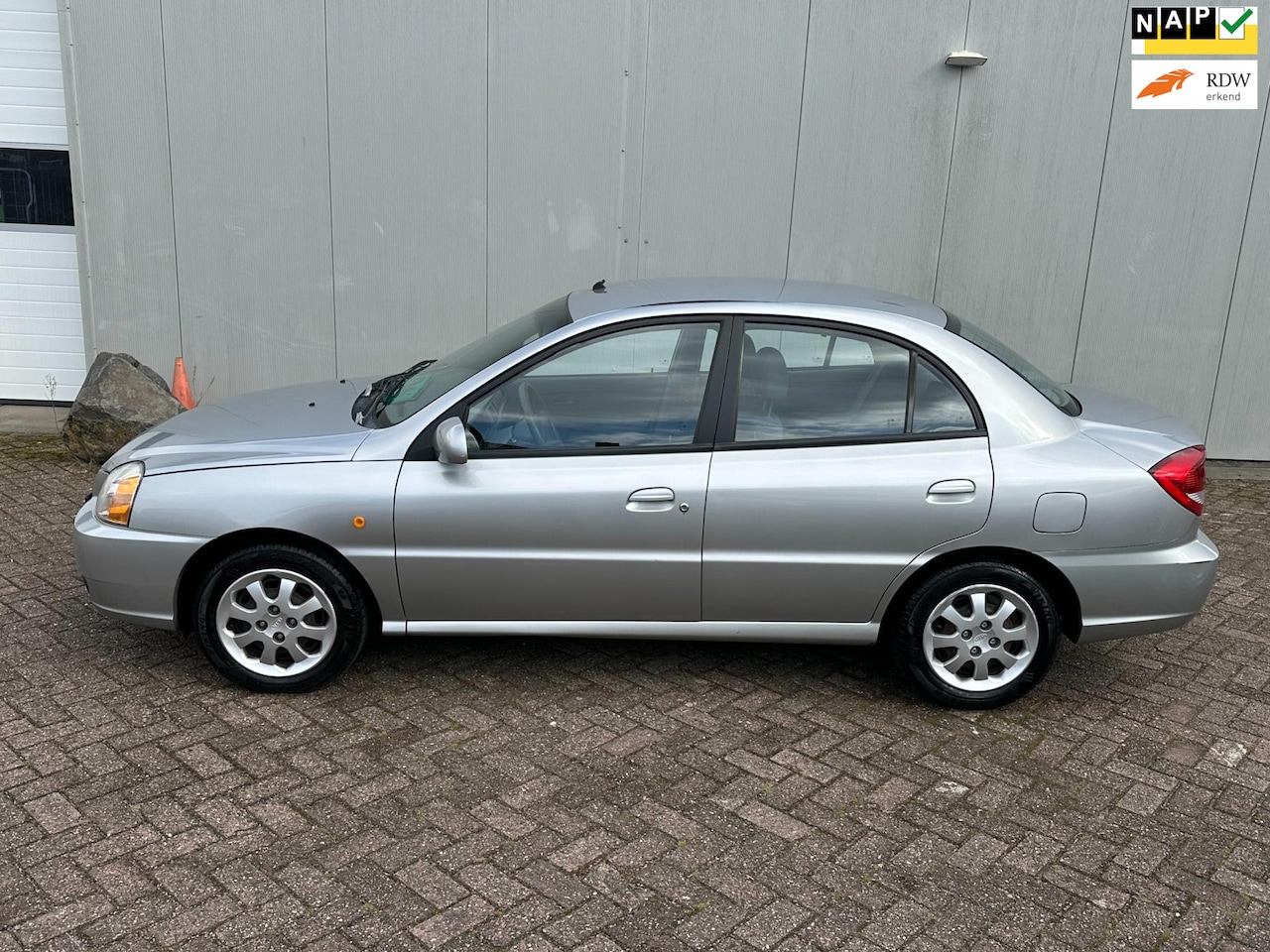 Kia Rio - 1.5 LS 1.5 LS - AutoWereld.nl