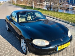 Mazda MX-5 - 1.6i