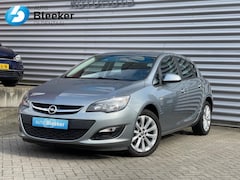 Opel Astra - 1.6-16v Active Airco Cruise Stoel/stuur verwarming PDC