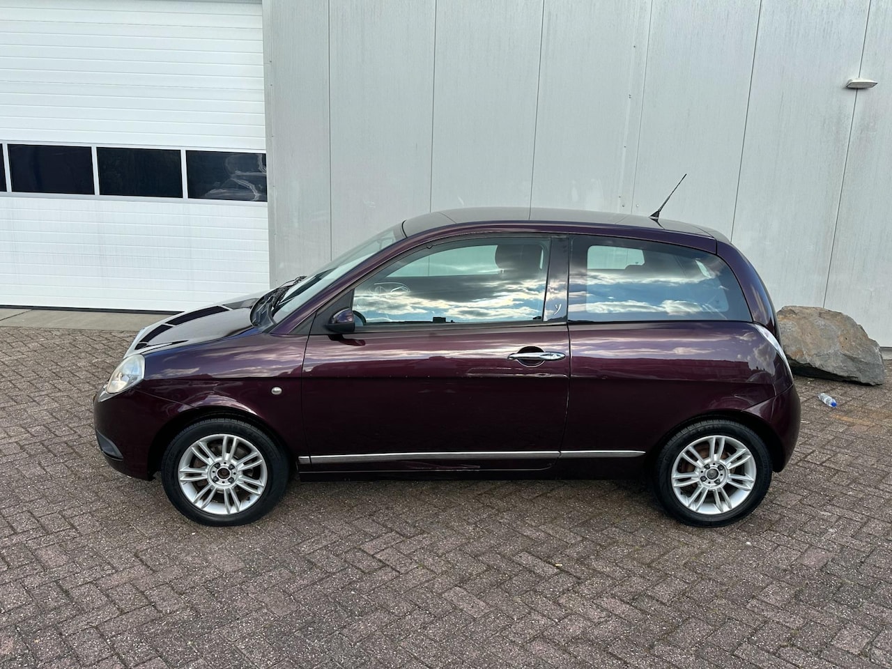 Lancia Y(psilon) - Ypsilon 1.4 Oro - AutoWereld.nl