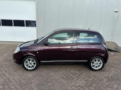 Lancia Y(psilon) - Ypsilon 1.4 Oro