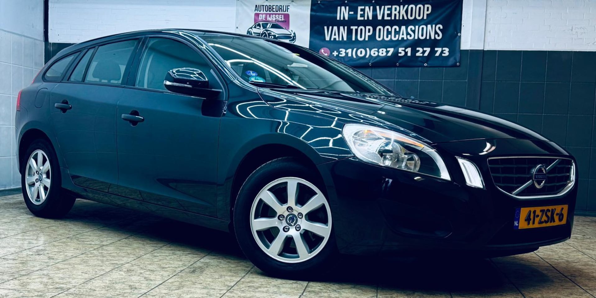 Volvo V60 - 1.6 T3 Kinetic/TOP STAAT/RIJKLAAR/ - AutoWereld.nl