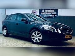 Volvo V60 - 1.6 T3 Kinetic/TOP STAAT/RIJKLAAR/