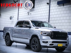 Dodge Ram 1500 - Limited Black Edition | 5.7L HEMI V8 4x4 Crew Cab