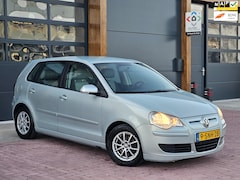 Volkswagen Polo - 1.4 TDI Trendline BlueMotion 1e Eignr |Airco |Lmv |Electr Ramen |Nap |Boekjes