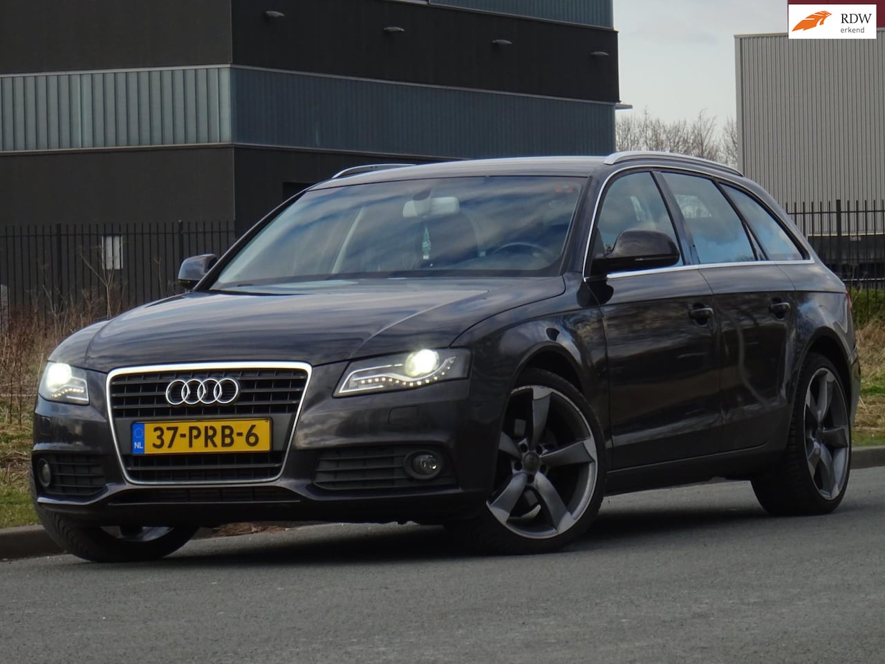 Audi A4 Avant - 1.8 TFSI S-LINE NAVI/XENON/LED/CRUISE/APK 2026 - AutoWereld.nl