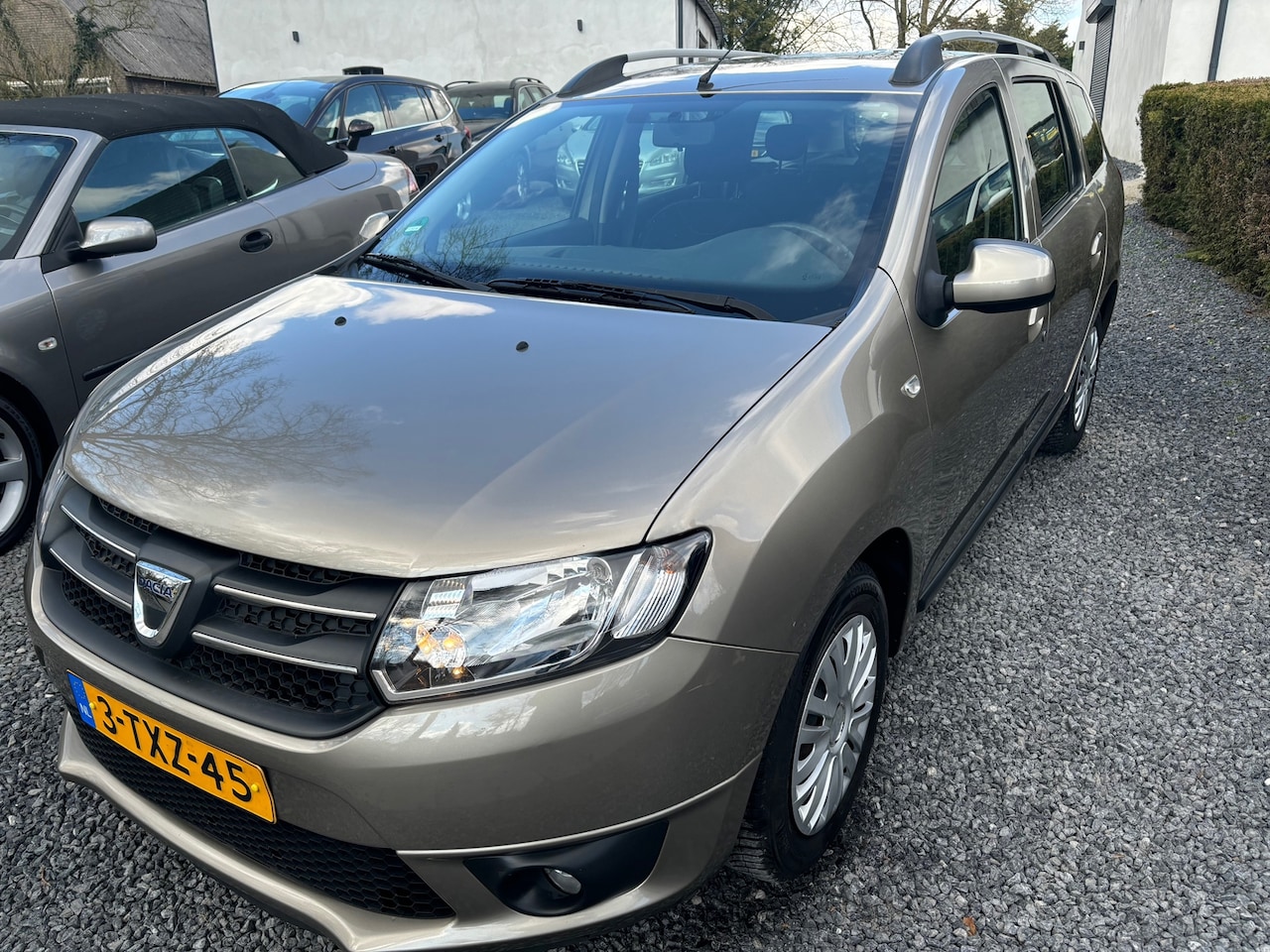 Dacia Logan MCV - 0.9 TCe Prestige NAVIGATIE - AutoWereld.nl