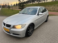 BMW 3-serie - 318d Executive 1e Eigenaar| Youngtimer| Nwe APK