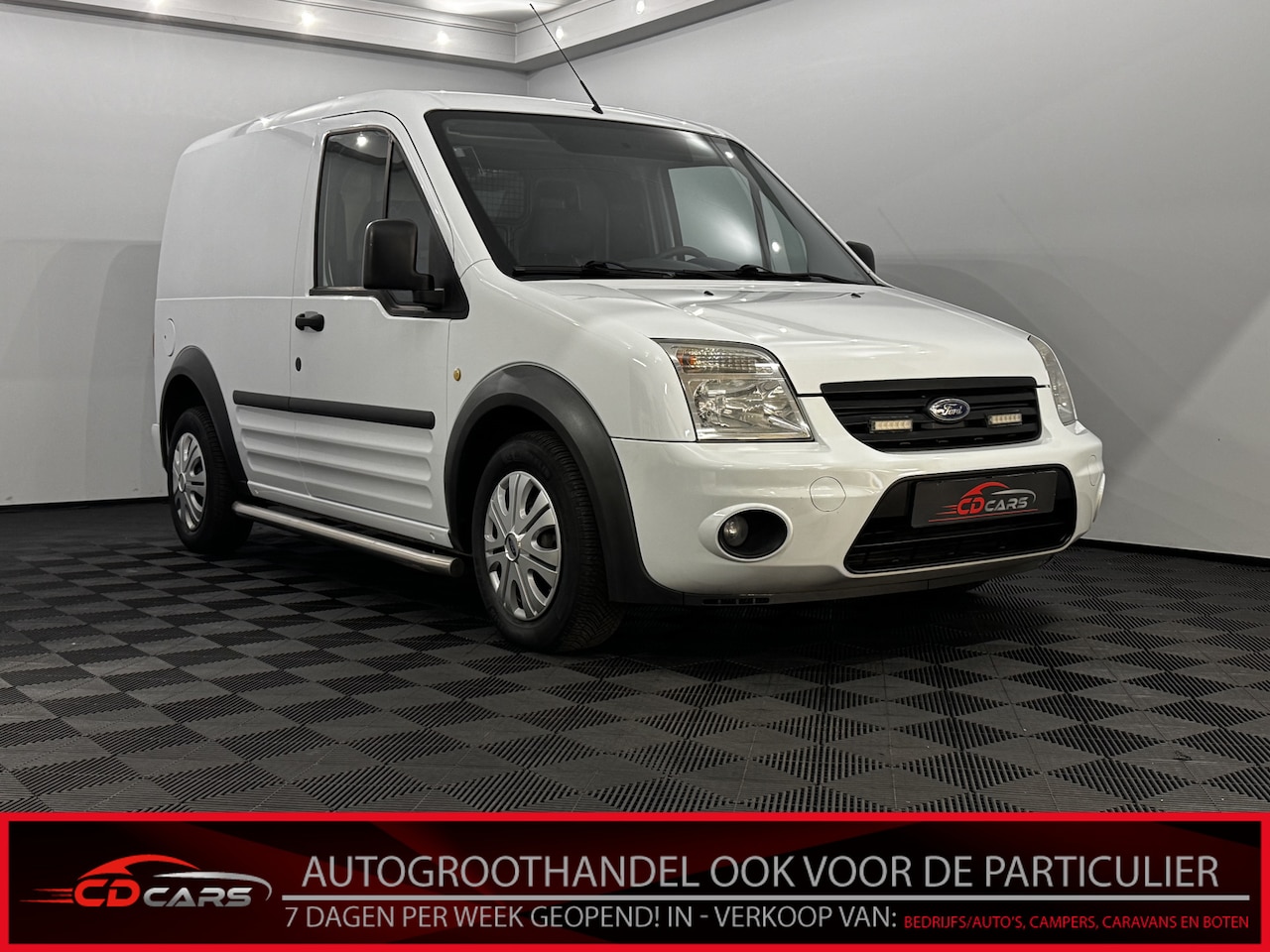 Ford Transit Connect - T200S 1.8 TDCi Trend Airco, Navi, Mistlamp, Bluetooth - AutoWereld.nl