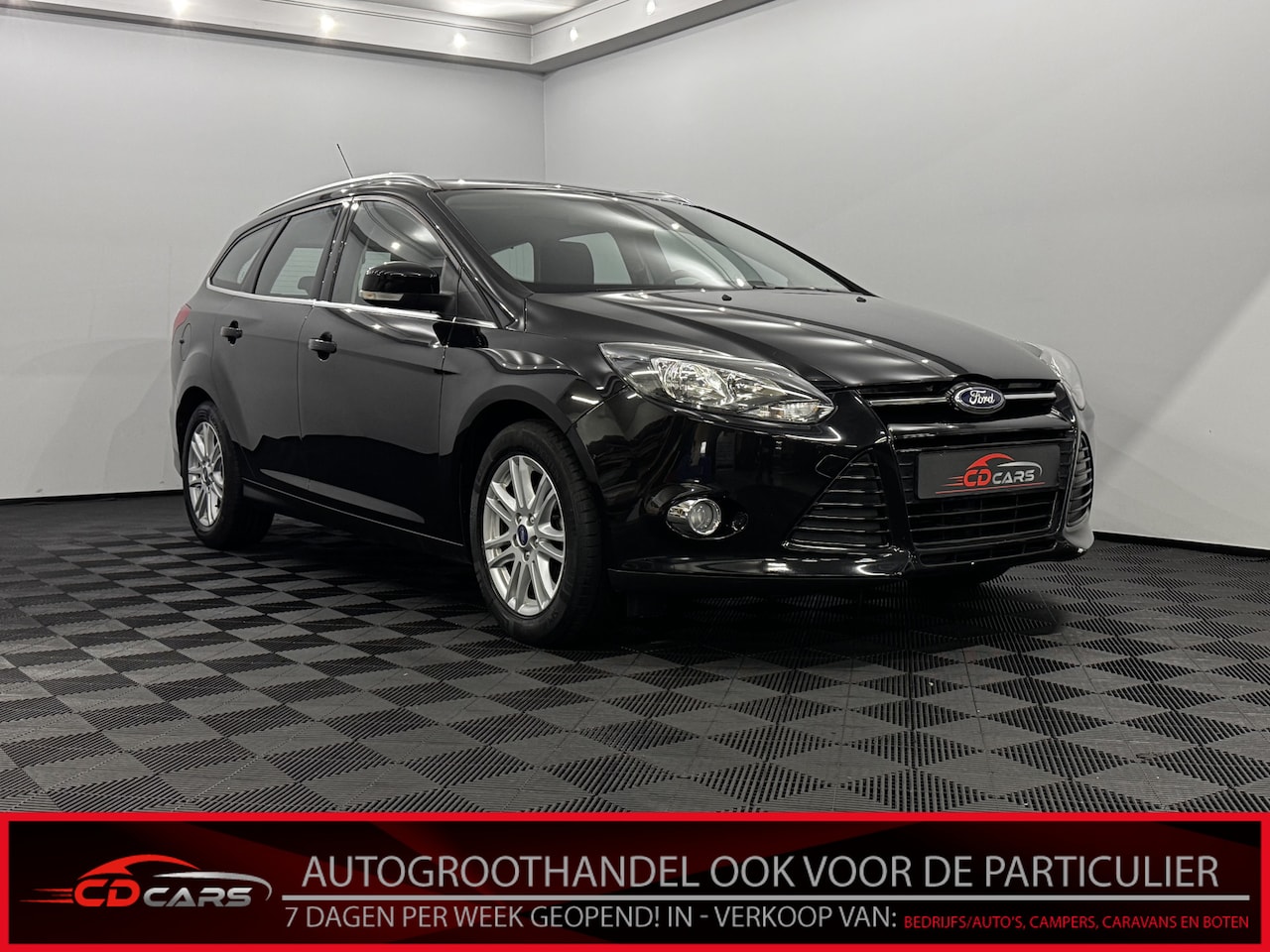 Ford Focus Wagon - 1.0 EcoBoost Titanium Clima, Navi, Parkeersensoren, Keyless start, Cruise control, Lichtme - AutoWereld.nl