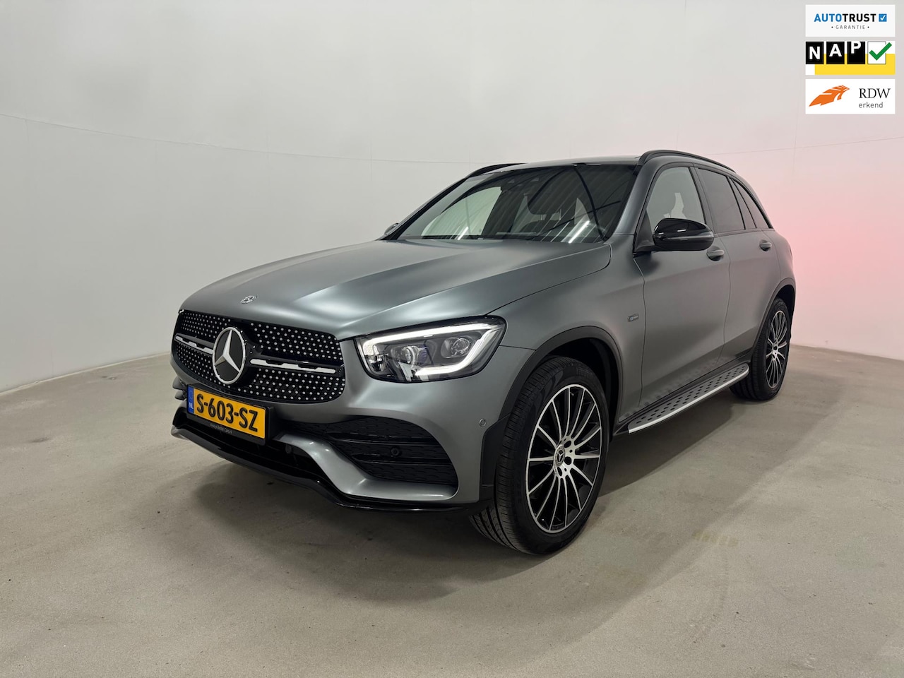 Mercedes-Benz GLC-klasse - 300e 4MATIC Business Solution AMG 300e 4MATIC Business Solution AMG - AutoWereld.nl