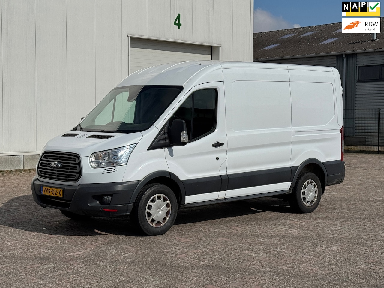 Ford Transit - 350 2.0 TDCI L2H2 Trend 350 2.0 TDCI L2H2 Trend - AutoWereld.nl