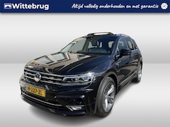 Volkswagen Tiguan - 1.5 TSI ACT R-Line / AUTOMAAT/ 2x R-LINE/ PANO/ DIGITAL DASH/ PARK. SENSOREN + CAMERA/ NAV