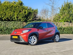 Toyota Aygo X - 1.0 VVT-i MT PULSE BI-TONE Stoelverwarming 6 jaar Garantie