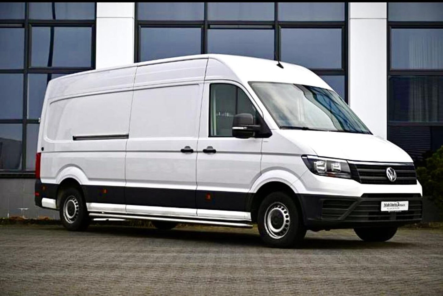 Volkswagen Crafter - 2.0 TDI L4H3 Cruise | Carplay | € 218 p.m. Maxi uitvoering Euro6 1e eigenaar - AutoWereld.nl