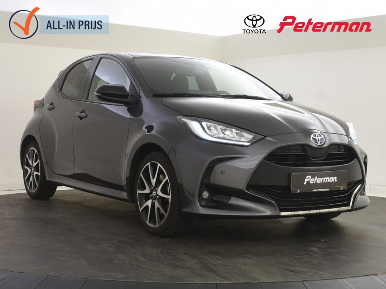 Toyota Yaris - 1.5 Hybrid Executive automaat | Head up | Blind spot | PDC - AutoWereld.nl