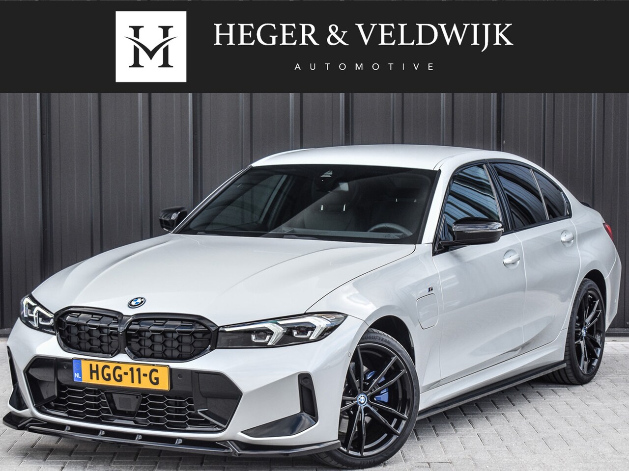 BMW 3-serie - 330e X-DRIVE M-SPORT | ACTIVE CRUISE | TREKHAAK | SPORTSTOELEN | SHADOW-LINE | ACTIVE CRUI - AutoWereld.nl