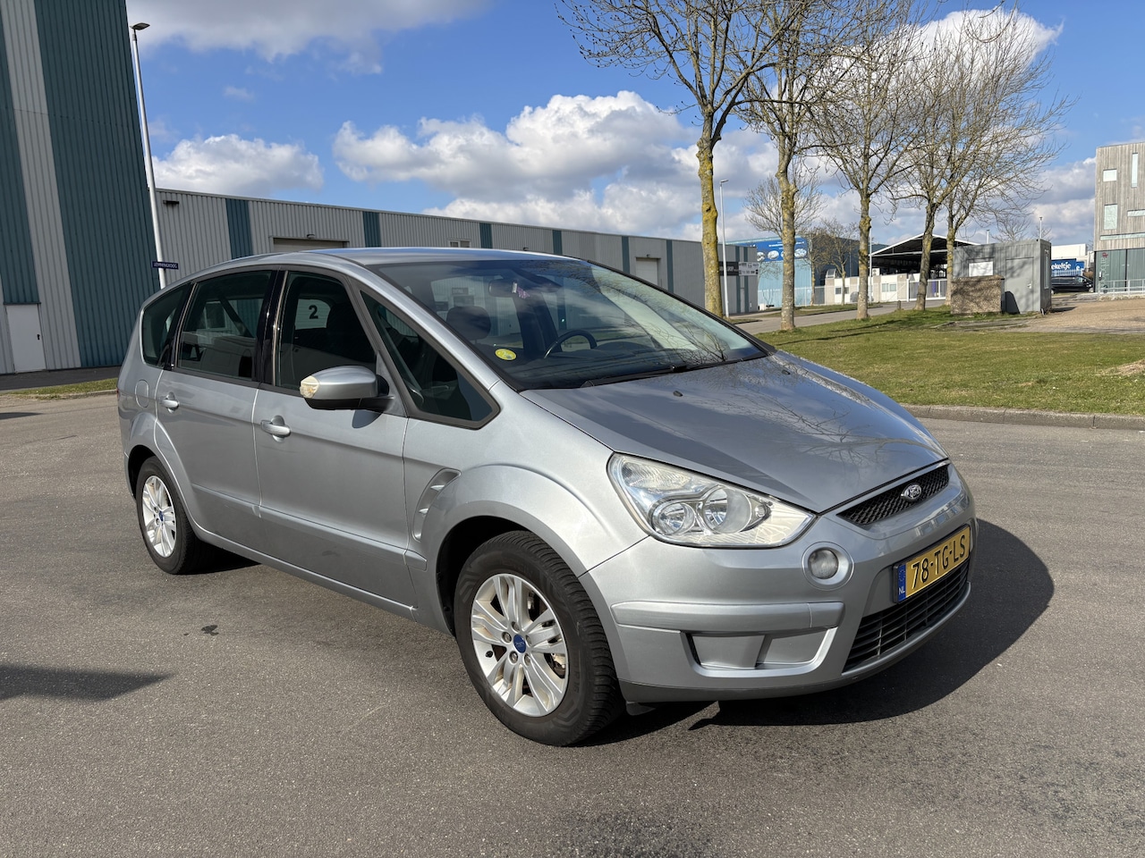 Ford S-Max - 2.0-16V 146 PK. Mooie en zeer goed onderhouden auto !!! - AutoWereld.nl