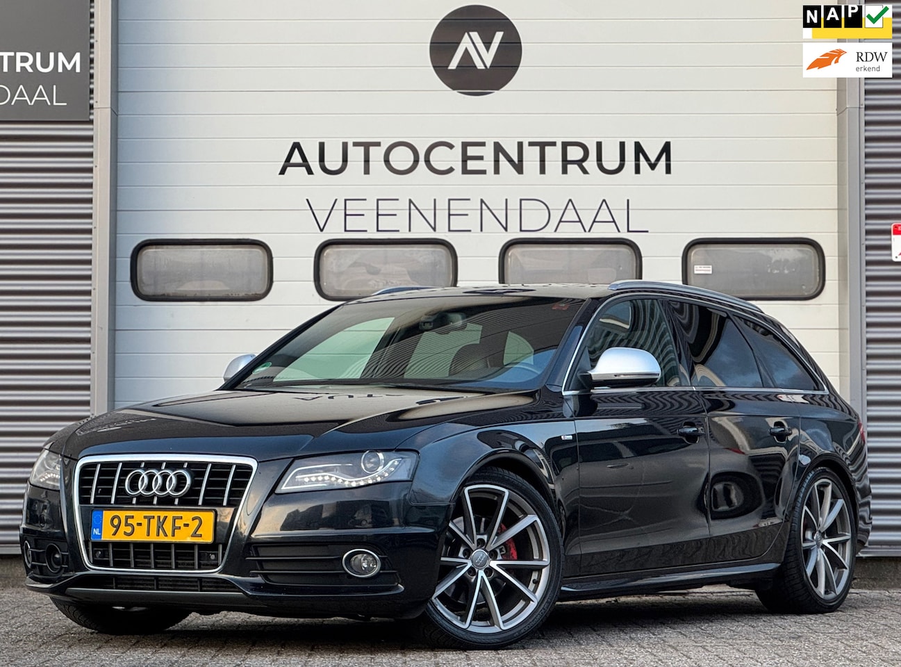 Audi A4 Avant - 3.0 TDI Quattro 3X S-Line 239 PK PANO/B&O/TREKHAAK - AutoWereld.nl