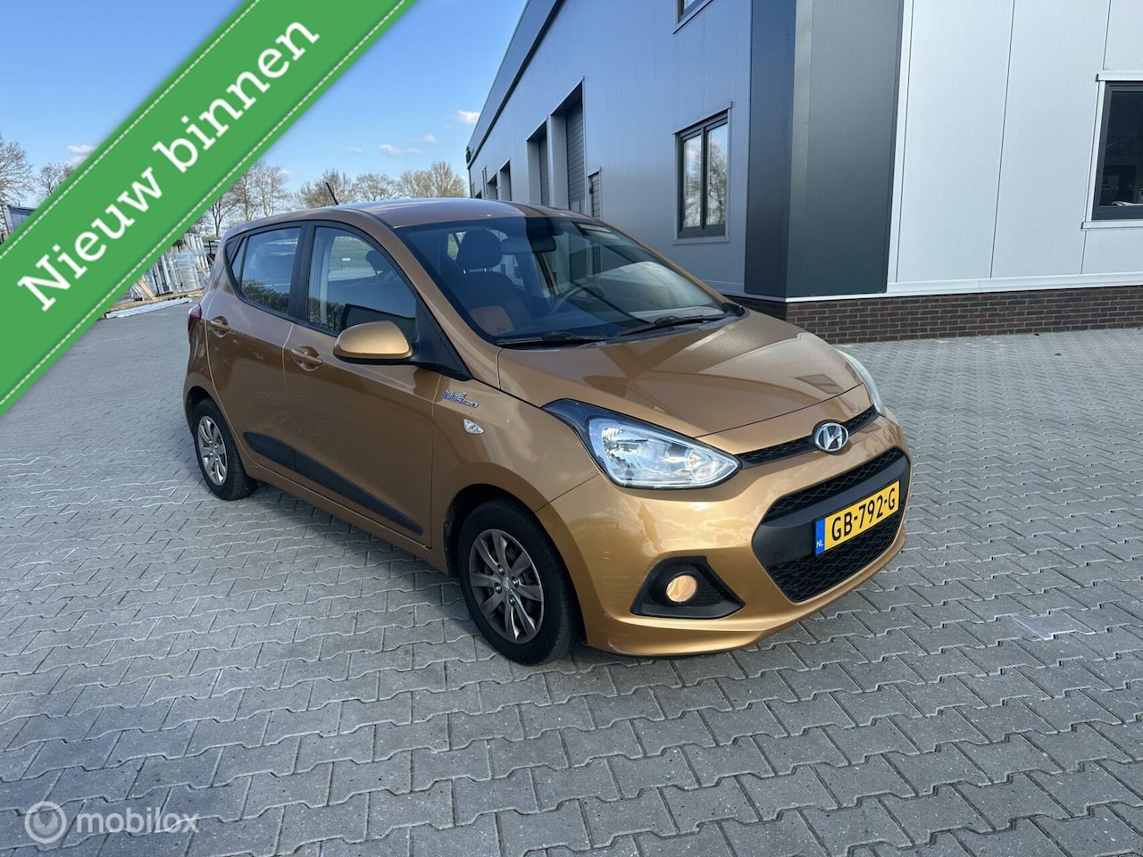 Hyundai i10 - 1.0i i-Motion Comfort Plus 1.0i i-Motion Comfort Plus - AutoWereld.nl