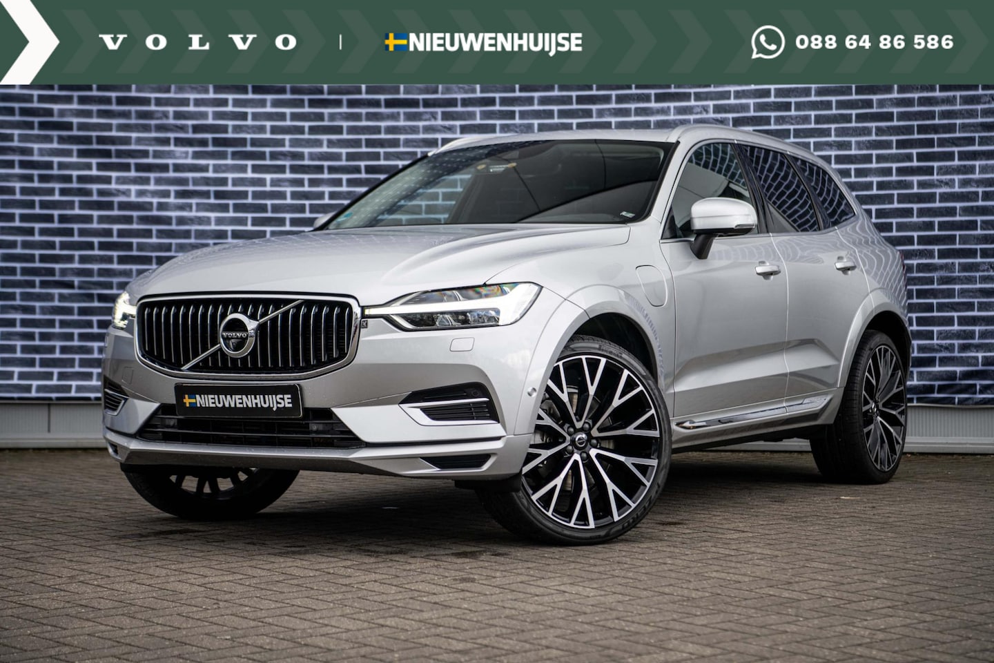 Volvo XC60 - 2.0 T8 Twin Engine AWD Inscription | 22" | Luchtvering | Head-up | 360 camera | Adapt.Crui - AutoWereld.nl