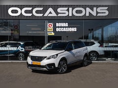 Peugeot 5008 - 1.2 Blue Lease 7 PERSONEN/TREKHAAK/LEDER/CARPLAY