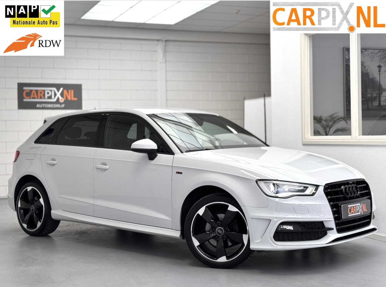 Audi A3 Sportback - 1.4 TFSI S-line G-tron, 5 deuren, Xenon, 18", NL-auto - AutoWereld.nl