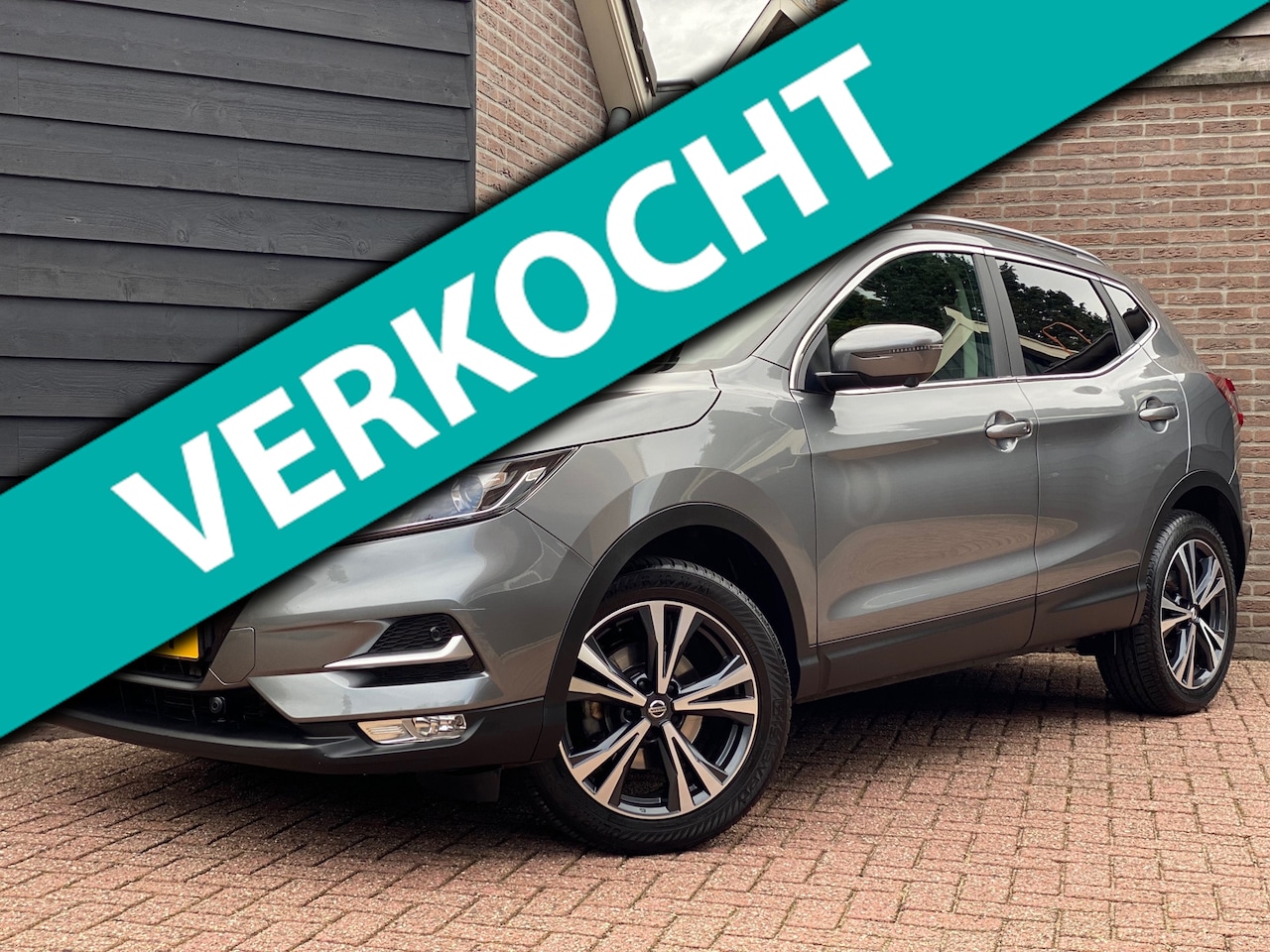 Nissan Qashqai - 1.2 Tekna Automaat/Trekhaak/360 Camera/Navigatie/Pano - AutoWereld.nl