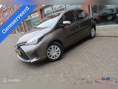 Toyota Yaris - 1.3 VVT-i Aspiration Bi-Tone Airco Cruise cont