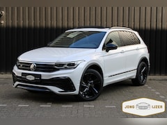 Volkswagen Tiguan - 1.4 TSI eHybrid R-Line PANO SFEER MATRIX BLACK