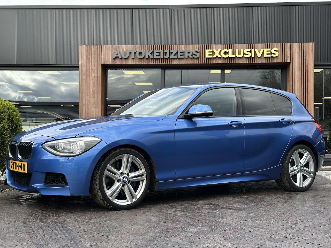 BMW 1-serie - 125d High Executive M Pakket Harman/Kardon Xenon Stoelverw. Leer Navi Cruise 218 PK - AutoWereld.nl