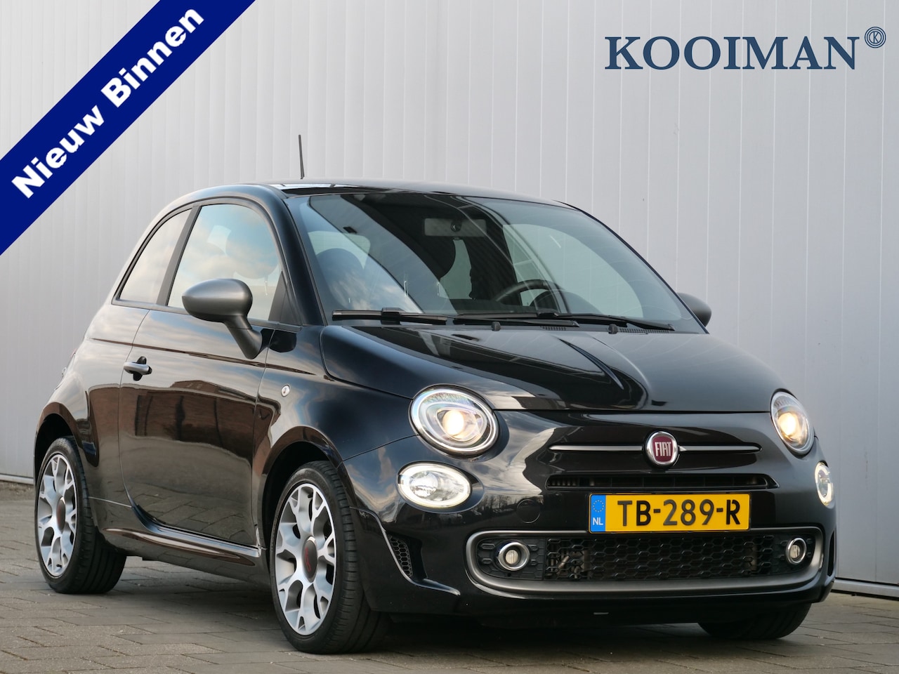 Fiat 500 - 0.9 TwinAir Turbo 81pk Sport Zwart-Geel interieur / U-Connect / Navigatie - AutoWereld.nl