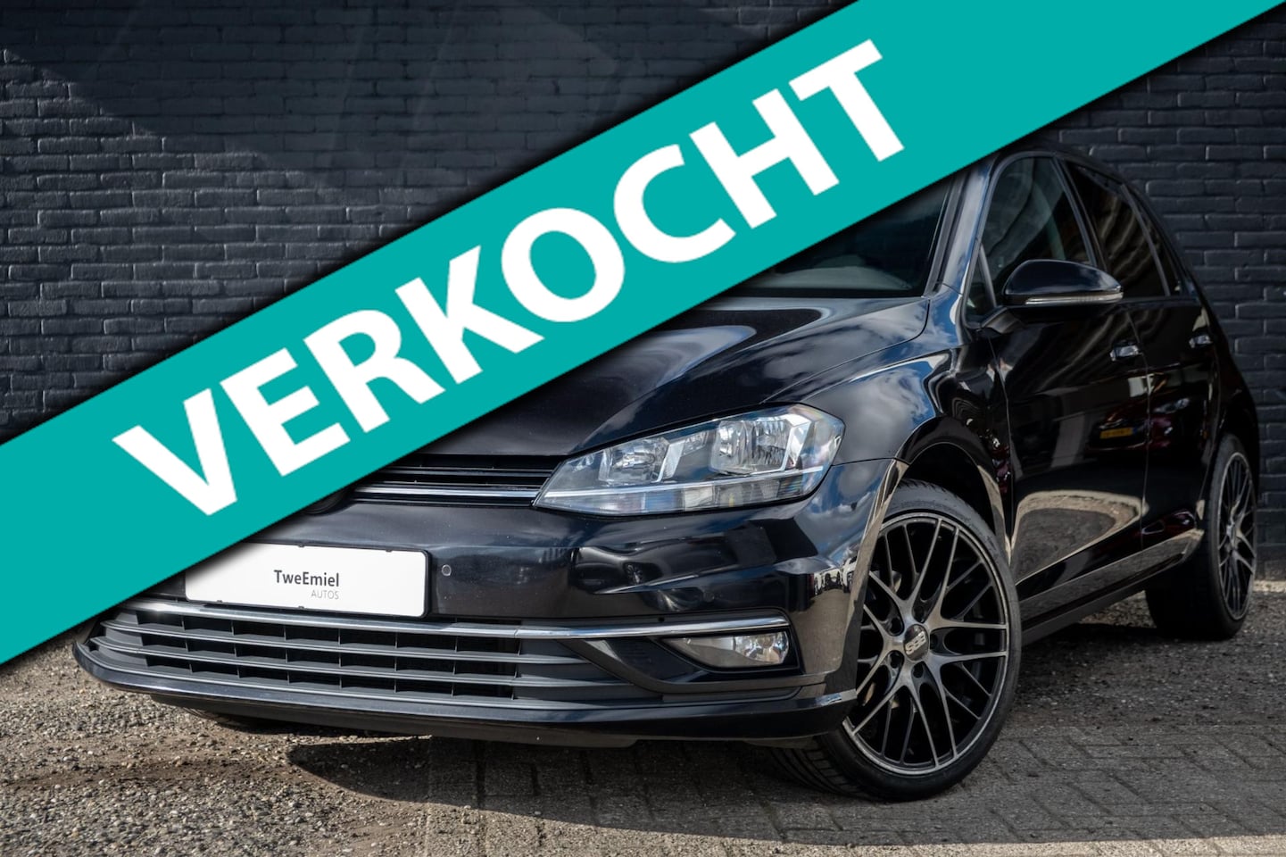 Volkswagen Golf - 1.0 TSI Comfortline | Cruise | Navi | PDC - AutoWereld.nl