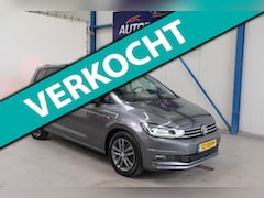 Volkswagen Touran - 2.0 TDI SCR Connected Series 7p Automaat