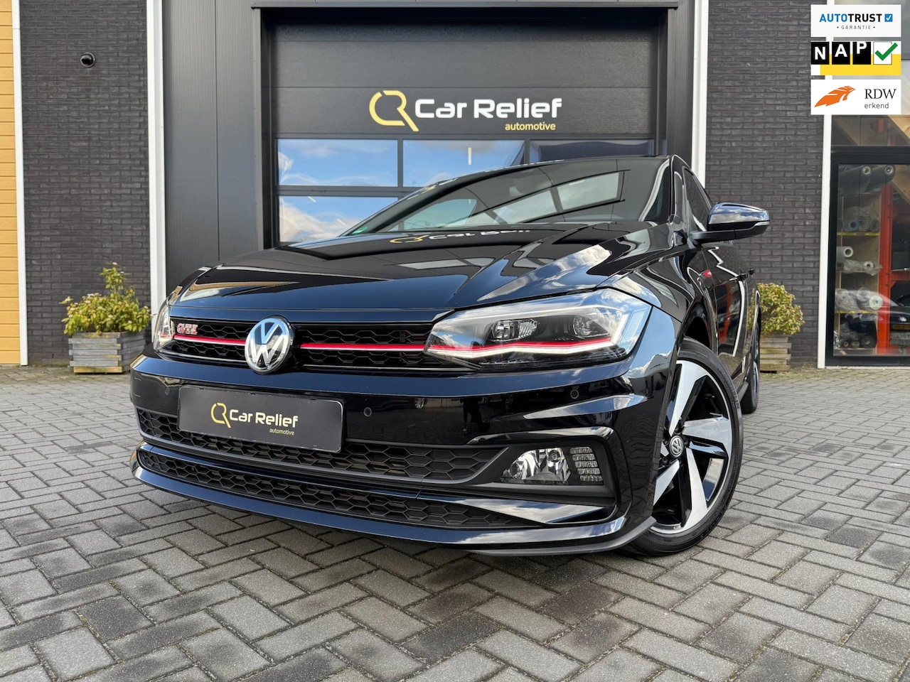 Volkswagen Polo - 2.0 TSI GTI | PANO | VIRTUAL COCKPIT | LANE ASS. | DODEHOEK | PARKASS. | ACC | VELOUR | CA - AutoWereld.nl