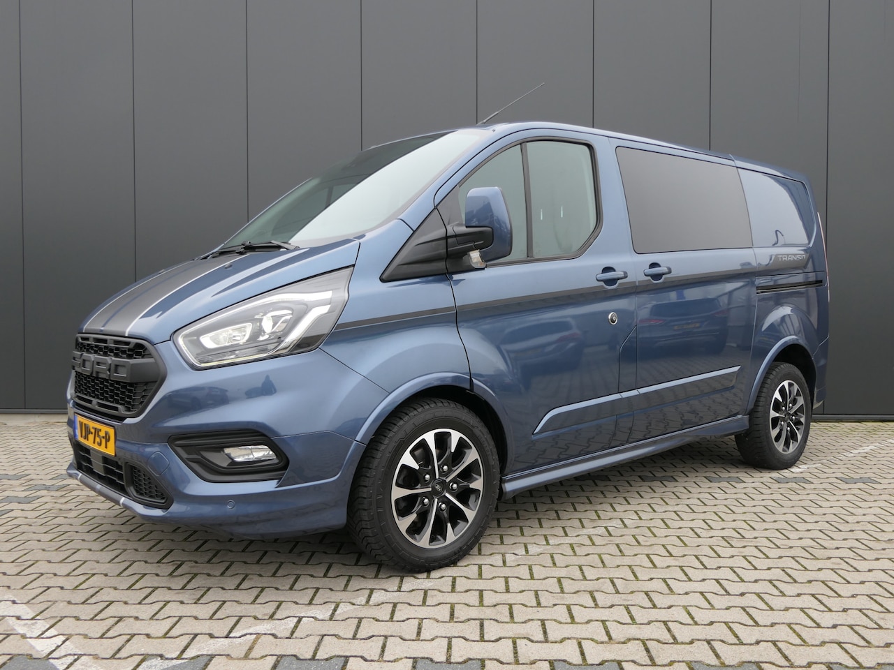 Ford Transit Custom - 320 2.0 TDCI 185pk L1H1 Sport DC | Automaat! | Dubbele cabine! | 2x Schuifdeur | Stoelverw - AutoWereld.nl