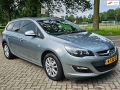 Opel Astra Sports Tourer - 1.4 Turbo Cosmo