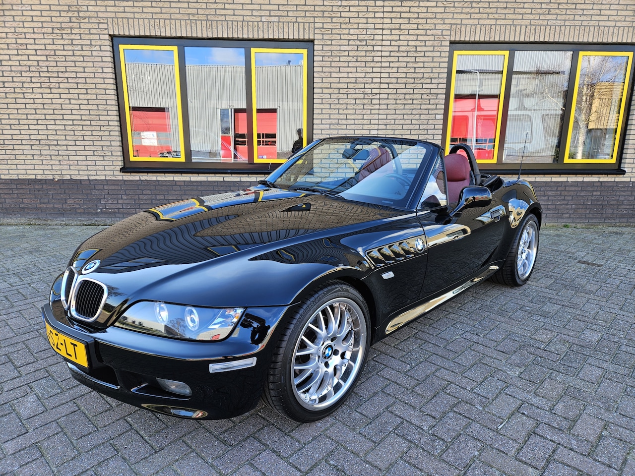 BMW Z3 Roadster - incl winterkap 1.8 Widebody - AutoWereld.nl