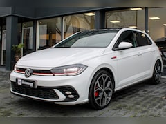 Volkswagen Polo - 2.0 TSI GTI PANO NAVI LED DSG7 BEATS