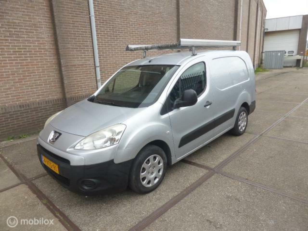 Peugeot Partner - bestel 122 1.6 e-HDI L2 XT Profit + - AutoWereld.nl