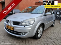 Renault Scénic - 2.0-16V Business Line