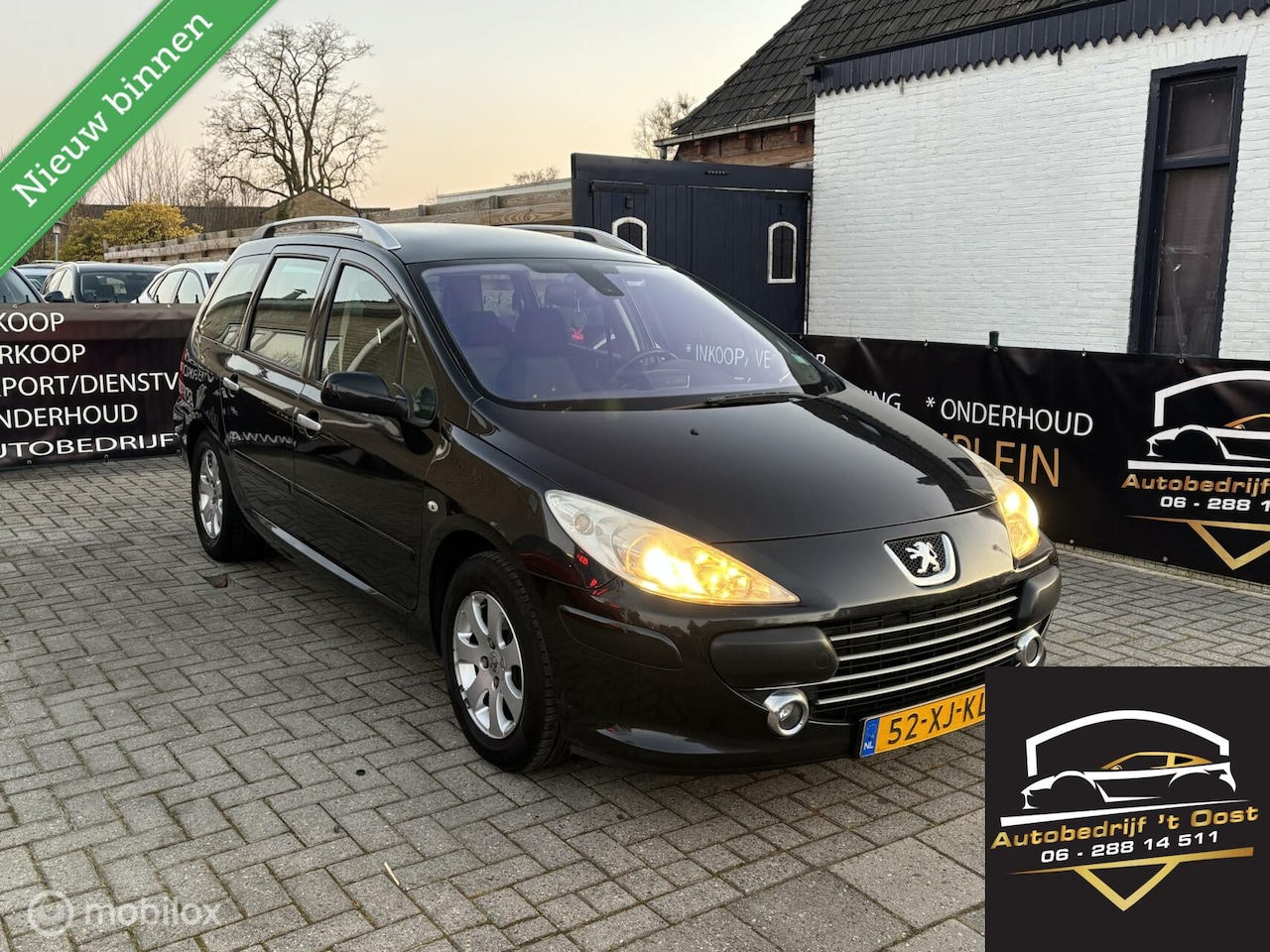 Peugeot 307 SW - 1.6 HDiF Premium 7 persoons, nw db riem pano - AutoWereld.nl