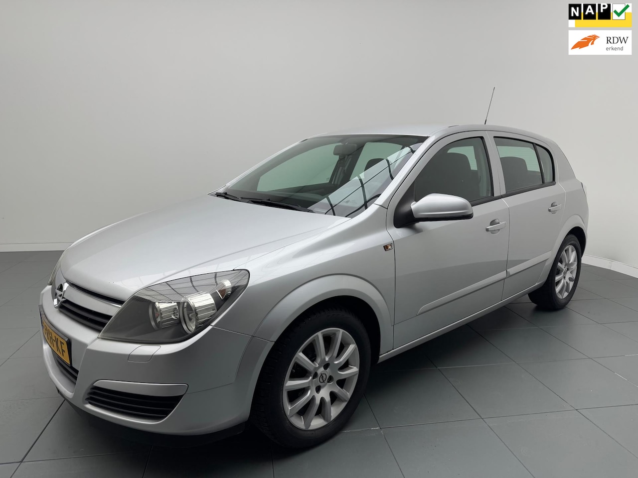 Opel Astra - 1.6 Enjoy 105 Pk 5 deurs Airco - AutoWereld.nl