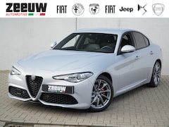 Alfa Romeo Giulia - 2.0 Turbo 200 PK Sprint | Veloce | Navi | Carplay | Driver | 18"