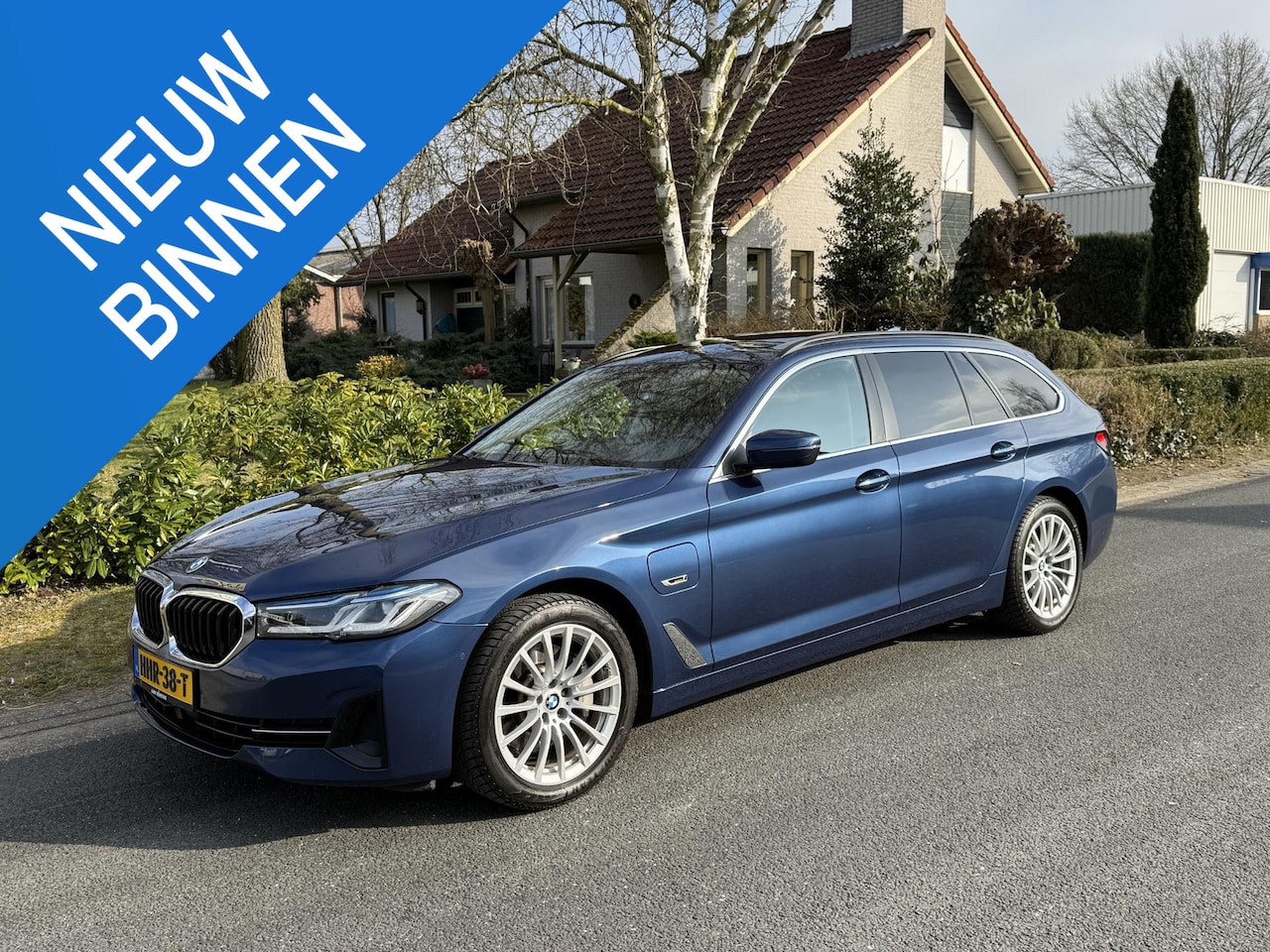 BMW 5-serie Touring - 530e xDrive High Executive 292PK Pano•Laser - AutoWereld.nl