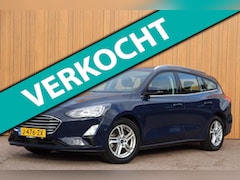 Ford Focus Wagon - 1.0 EcoBoost Hybrid Trend Edition Business a.camera trekhaak comf.stoelen org. NL-auto